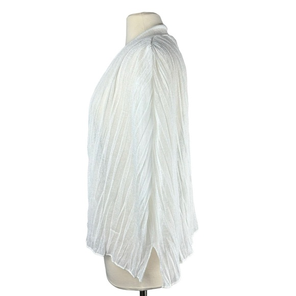 Chico’s Like New White Sleeveless Open Front Lightweight Spring Cardigan Small-O - Picture 2 of 13